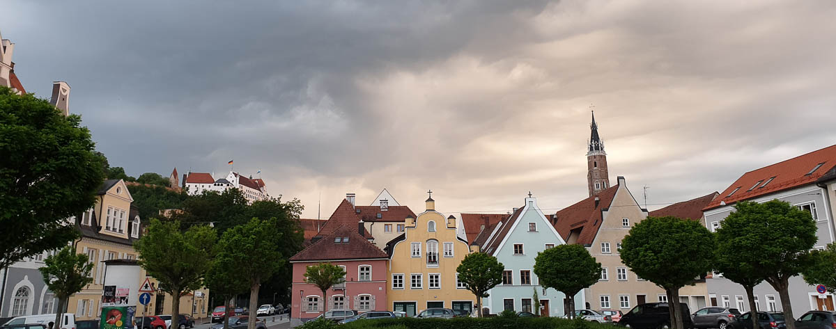 Skyline mit Fassadenhäusern
