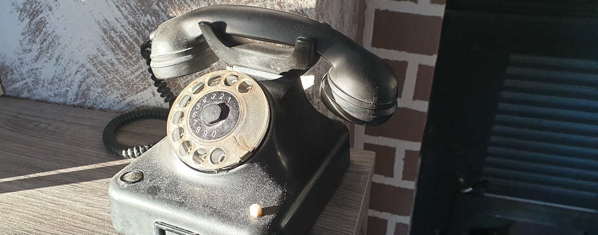 Freikirche der Siebenten Tags Adventisten in Landshut - altes Telefon