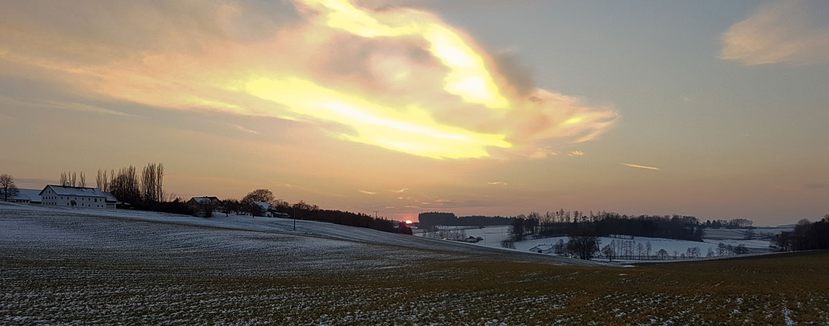 Leuchtende Wolke